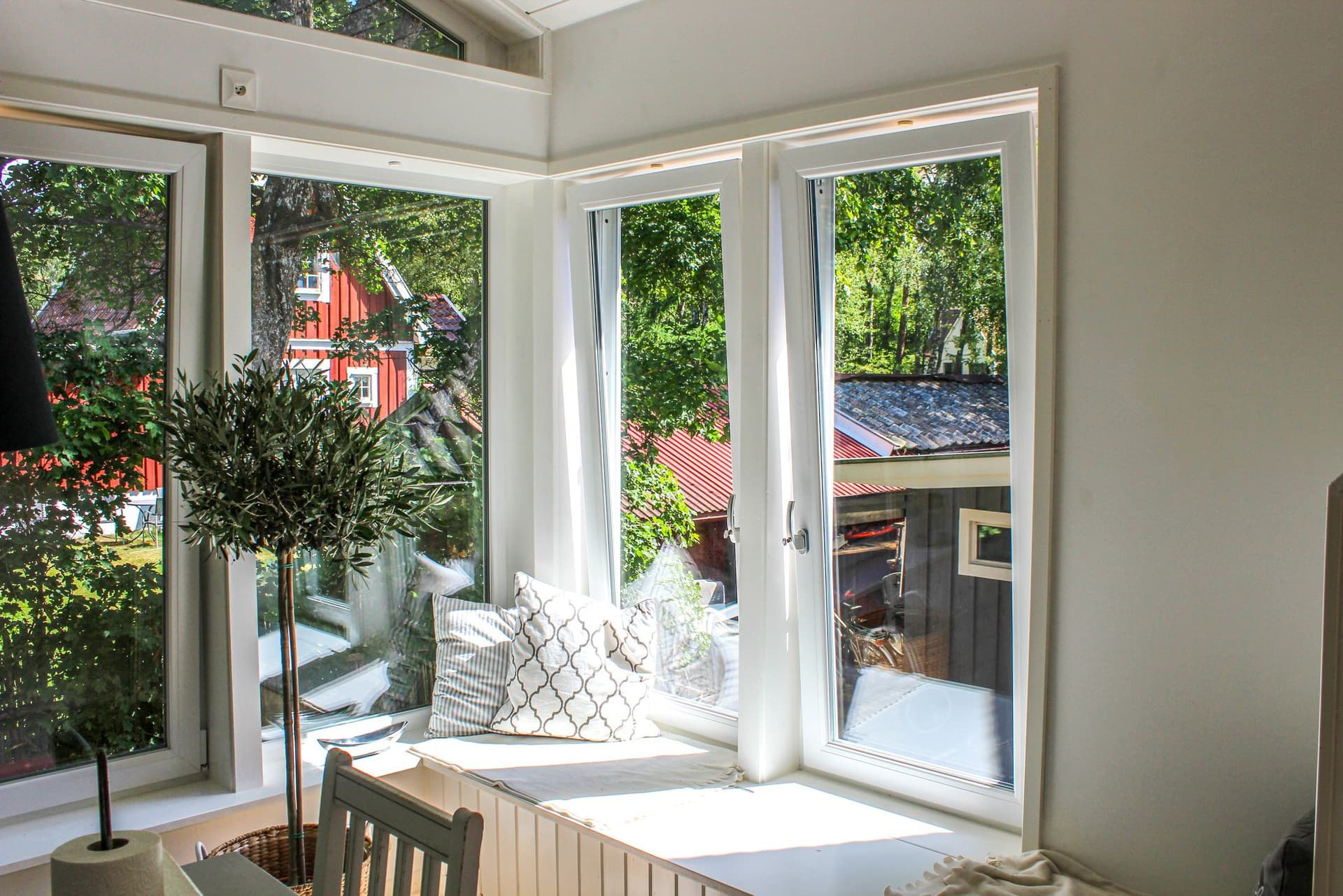 Fenster Online Bestellen: Alles, Was Sie Über Fenster bei LosBo-Bau Wissen Müssen