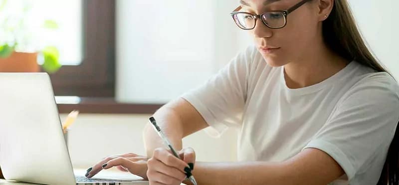 German lessons online: From pronunciation to spelling
