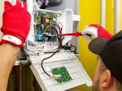 Notfälle mit Strom? Der Elektriker Notdienst in der Nähe bietet sofortige Hilfe