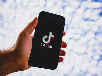 1000 Follower TikTok kaufen: Vertraue FollowersHive für dein Wachstum