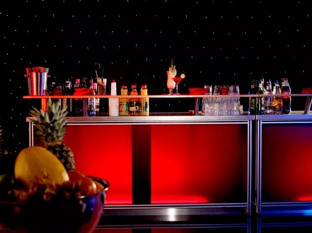 Mieten Sie die Mobile Minibar für private Festlichkeiten