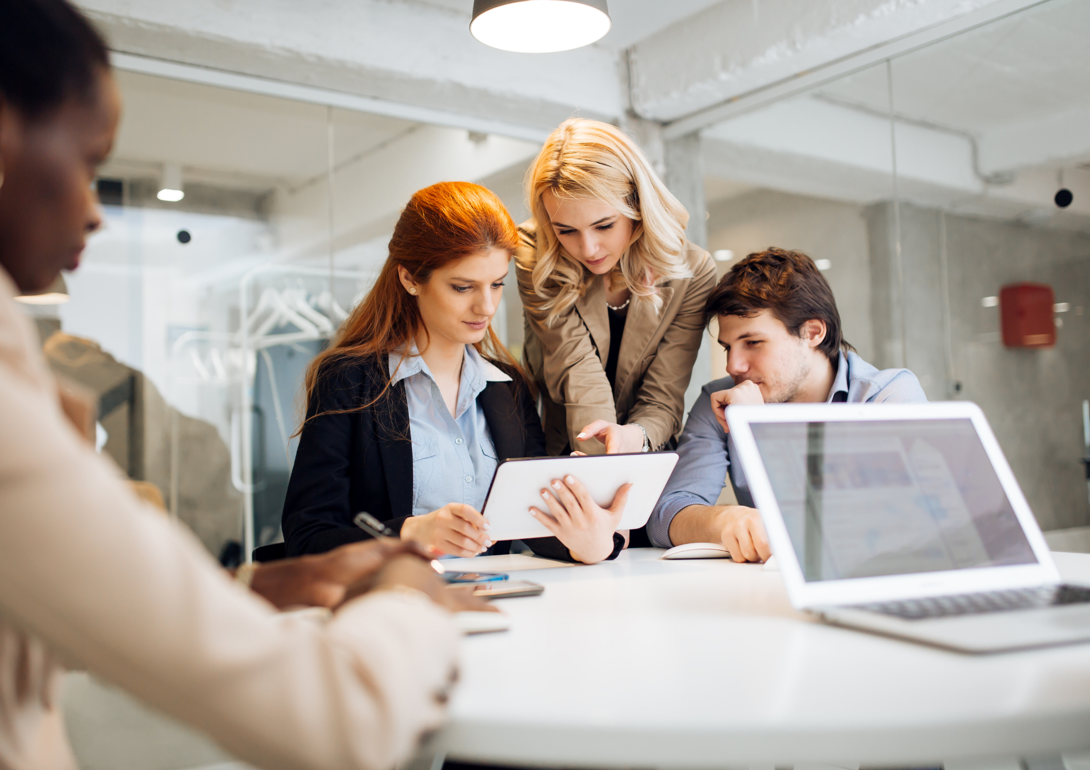 Mit einem Headhunter Zeit und Ressourcen im Recruiting sparen