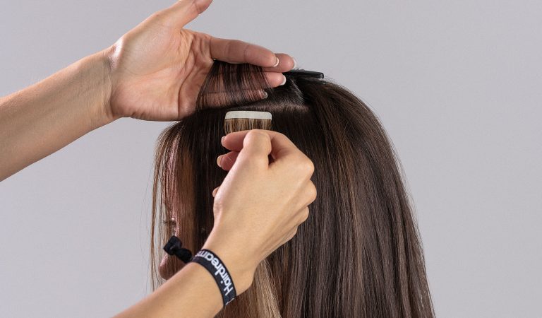 hairdreams-quikkies-tape-extensions-application-3