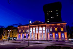 Lichttechnik-Outdoor-Veranstaltungstechnik-Hannover-Lehmann-Scheinwerfer-Lightshow-Eventservice-Lichttechnik-Illumination-Firmenkunden-Eventaustattung-Hannover-Mieten-Buchen